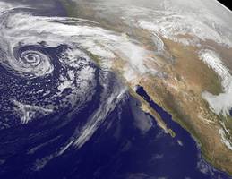 Massive storm system takes aim at winter-weary Midwest, East